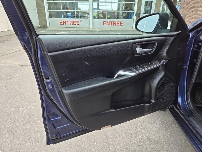 toyota Camry 2016 - 13