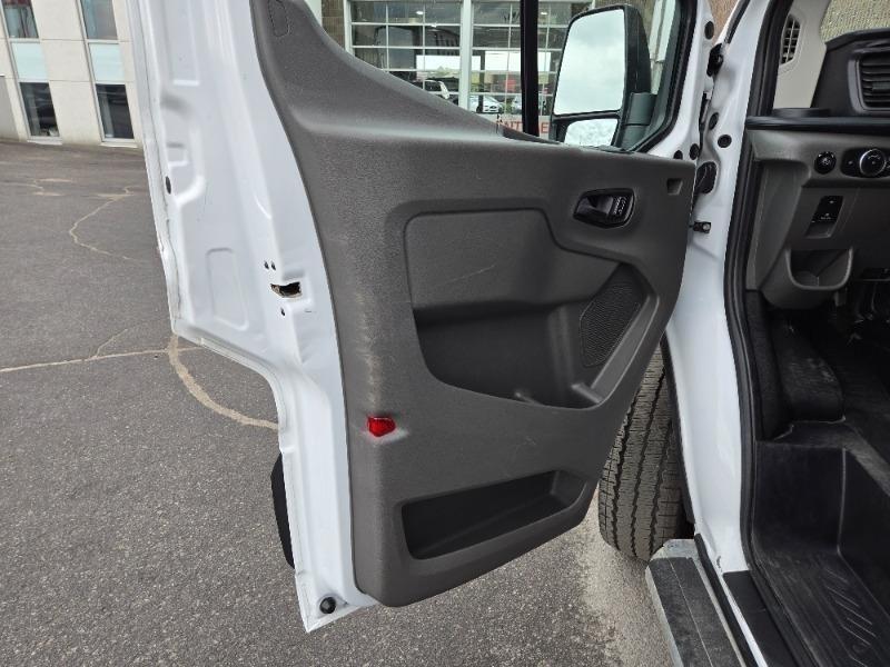 ford Transit Cargo Van 2023 - 14