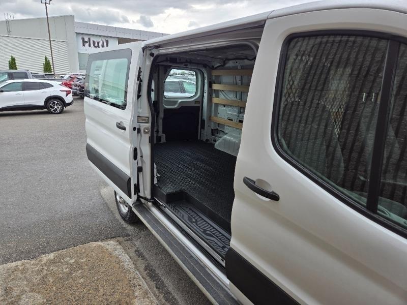 ford Transit Cargo Van 2023 - 18
