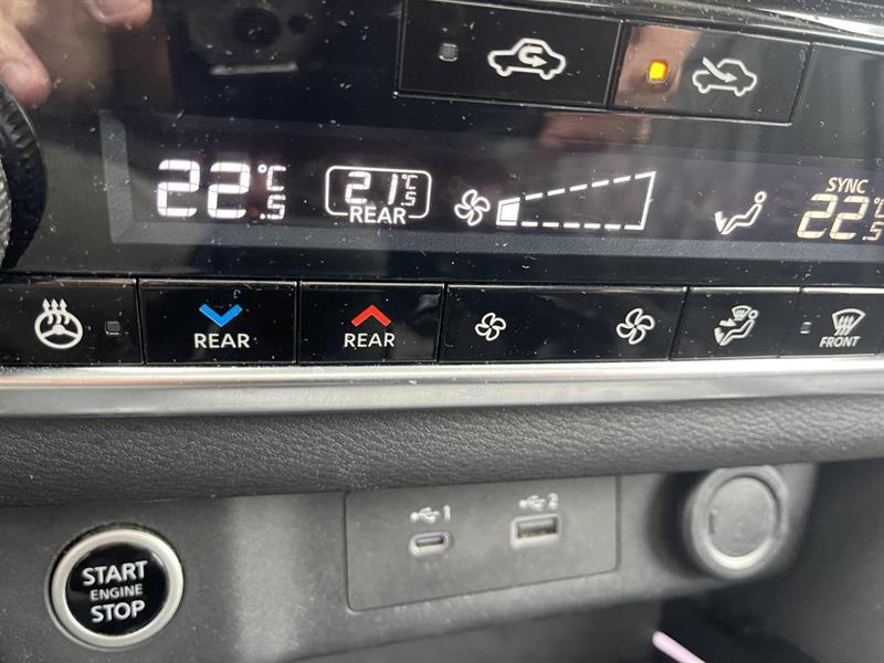 nissan Rogue 2021 - 24