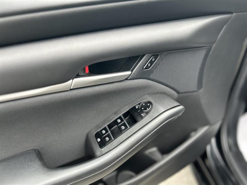 mazda Mazda3 2021 - 17