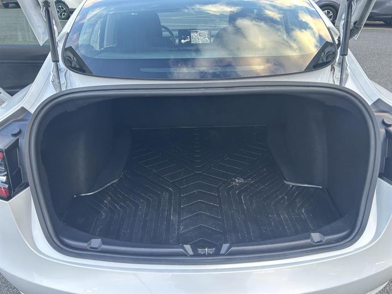 tesla Model 3 2020 - 15