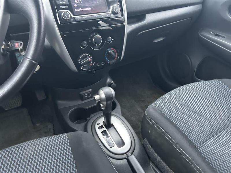 nissan Versa Note 2018 - 23