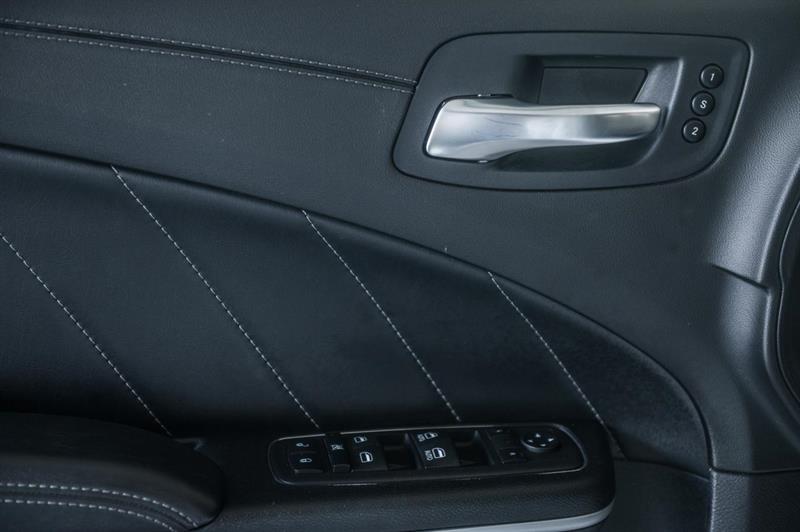 dodge Charger 2023 - 10