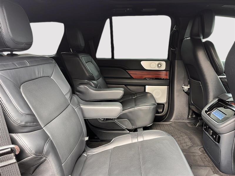 lincoln Navigator 2023 - 16