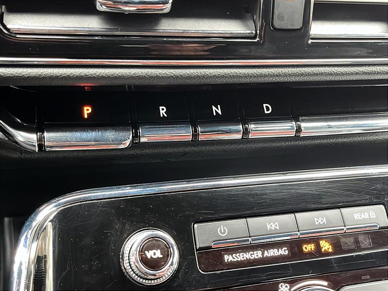 lincoln Navigator 2023 - 27