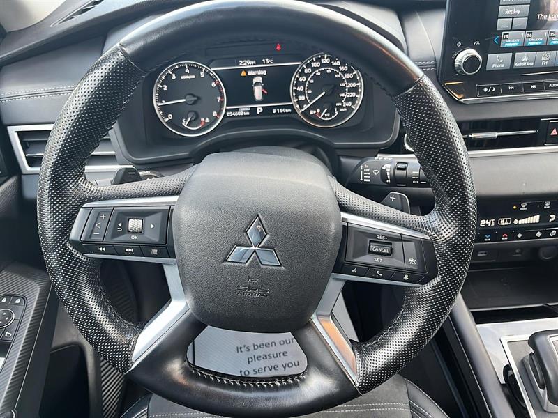 mitsubishi Outlander 2022 - 21