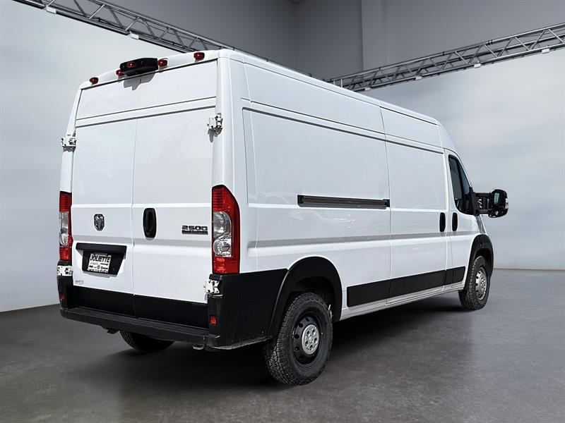 ram ProMaster 2023 - 9