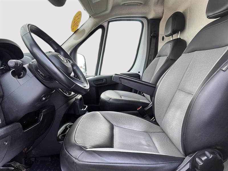 ram ProMaster 2023 - 14