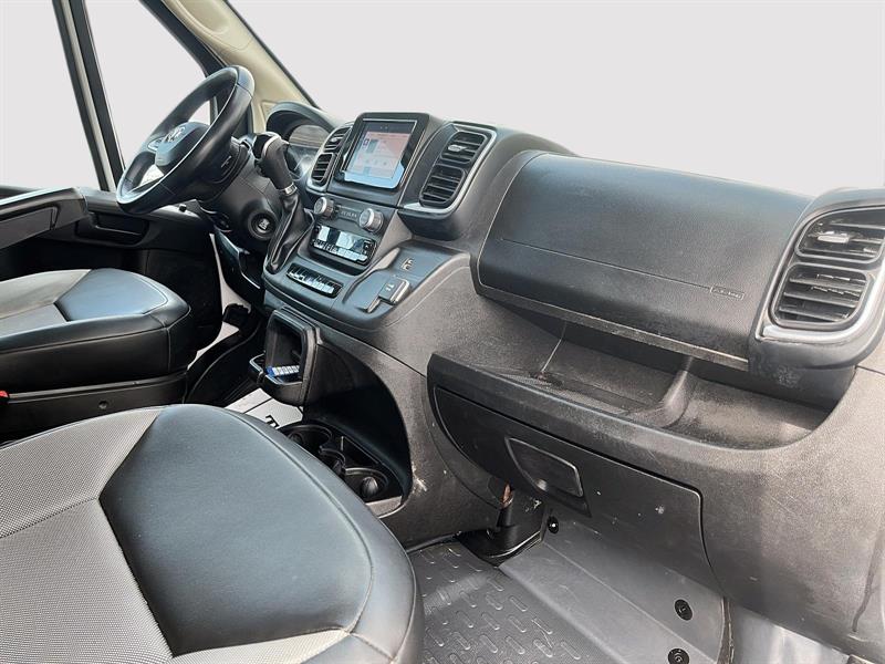 ram ProMaster 2023 - 16