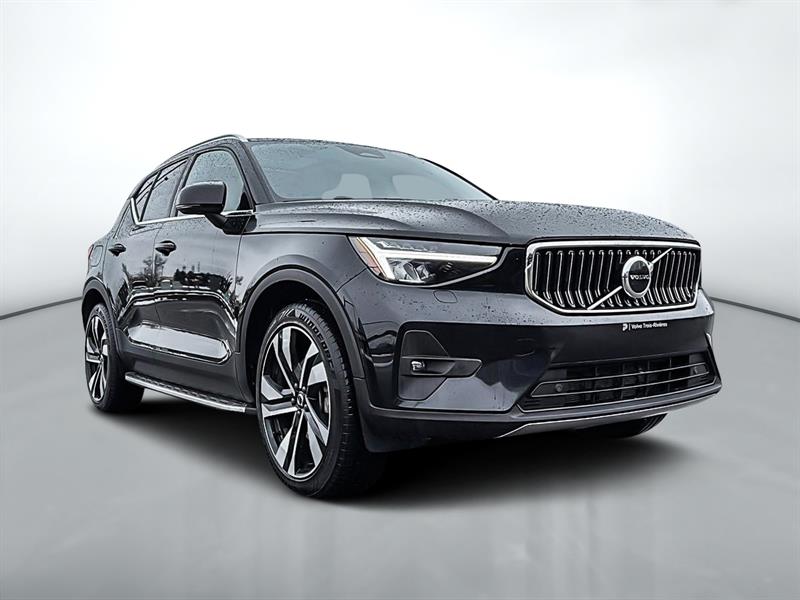 volvo XC40 2023