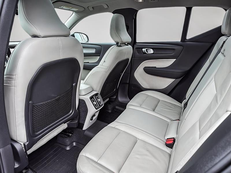 volvo XC40 2023 - 10