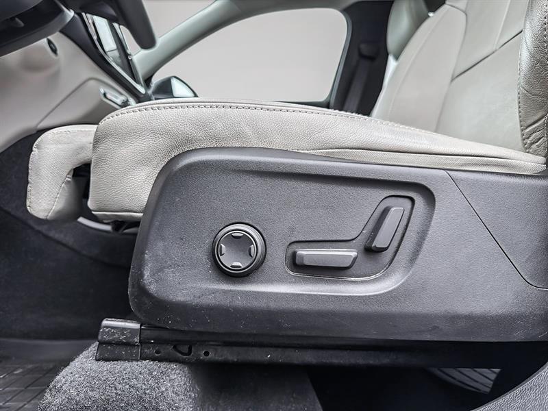 volvo XC40 2023 - 15