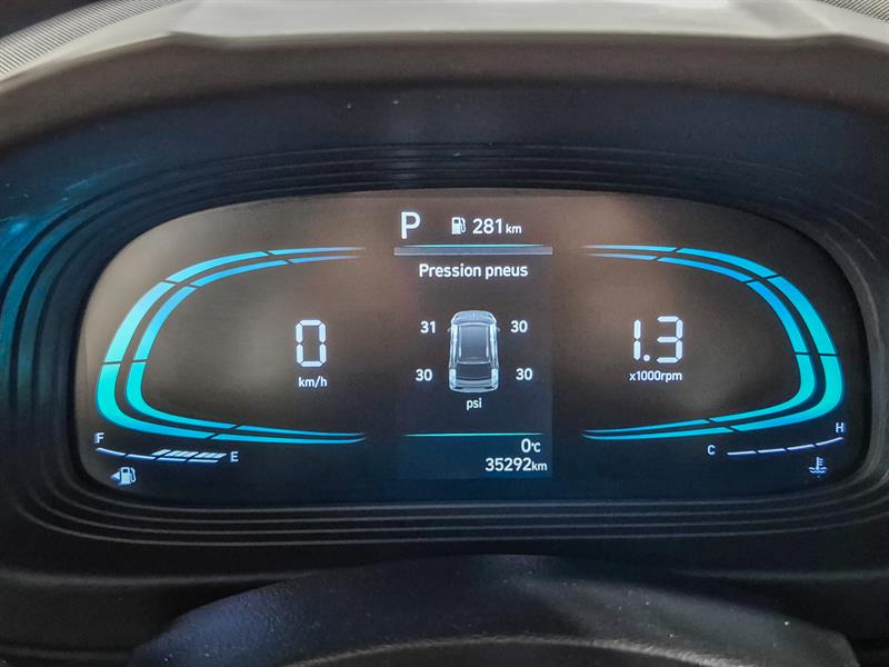 hyundai Venue 2023 - 17