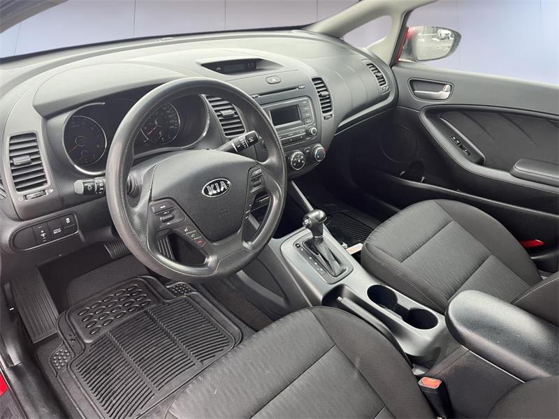 kia Forte 2015 - 10