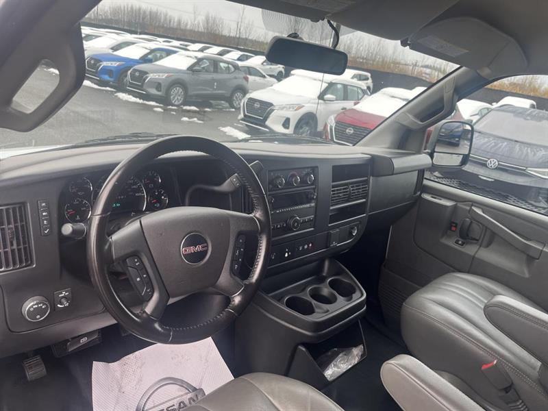 gmc Savana 2023 - 10