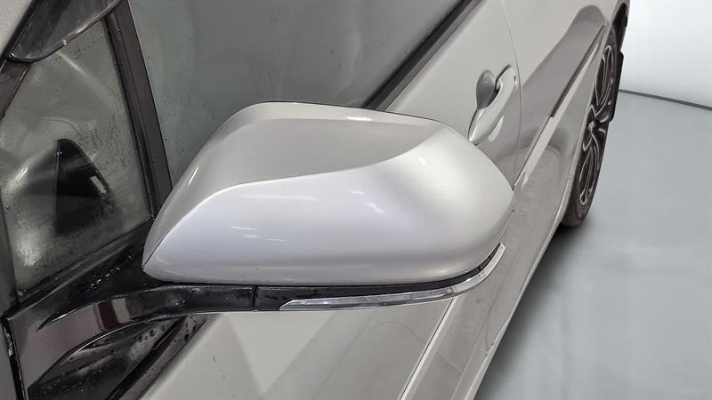 toyota Prius Prime 2019 - 10