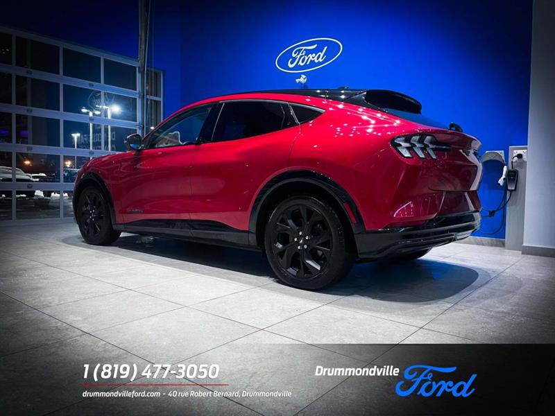 ford Mustang Mach-E 2023 - 4