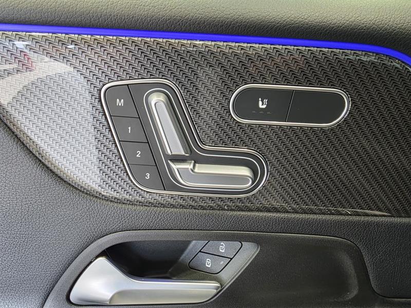 mercedes-benz GLB 35 AMG 2022 - 24