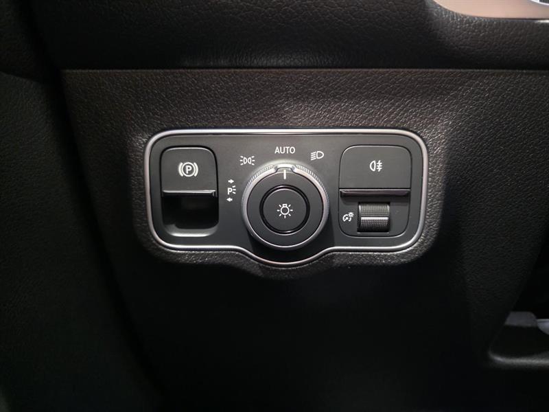 mercedes-benz GLB 35 AMG 2022 - 29