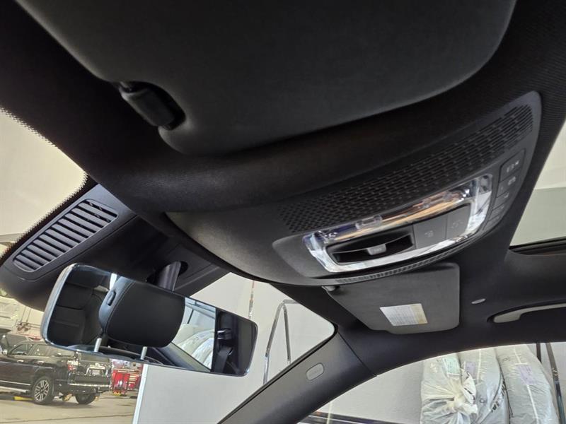 mercedes-benz GLB 35 AMG 2022 - 34