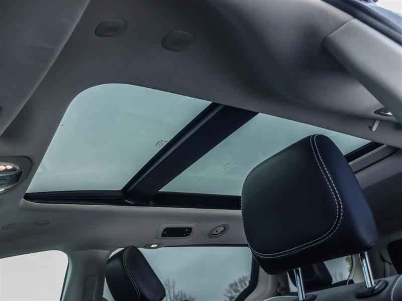 chrysler Pacifica Hybrid 2022 - 10