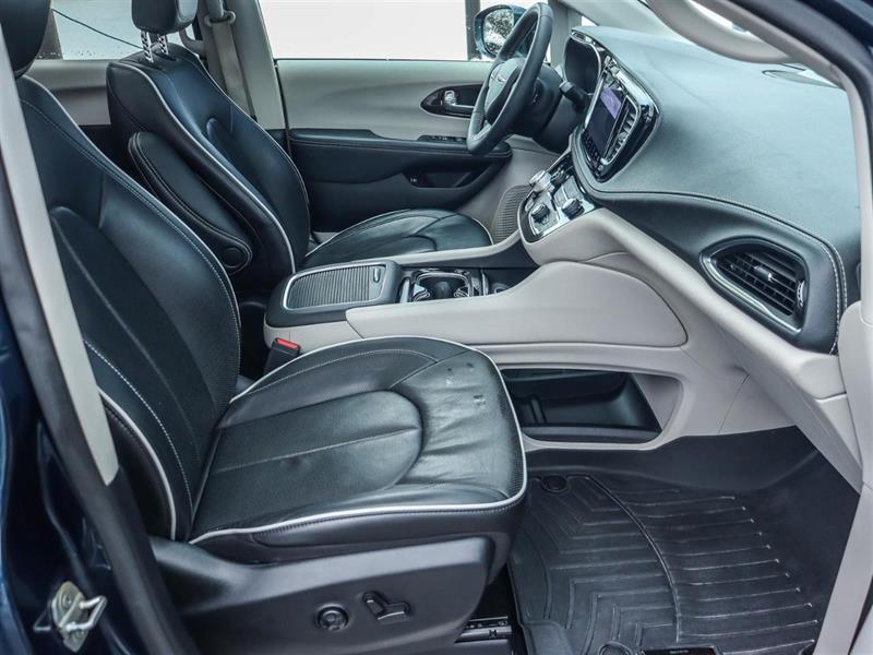 chrysler Pacifica Hybrid 2022 - 16