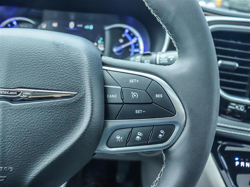 chrysler Pacifica Hybrid 2022 - 28