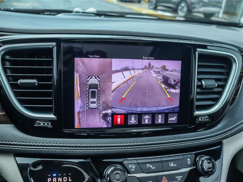 chrysler Pacifica Hybrid 2022 - 29