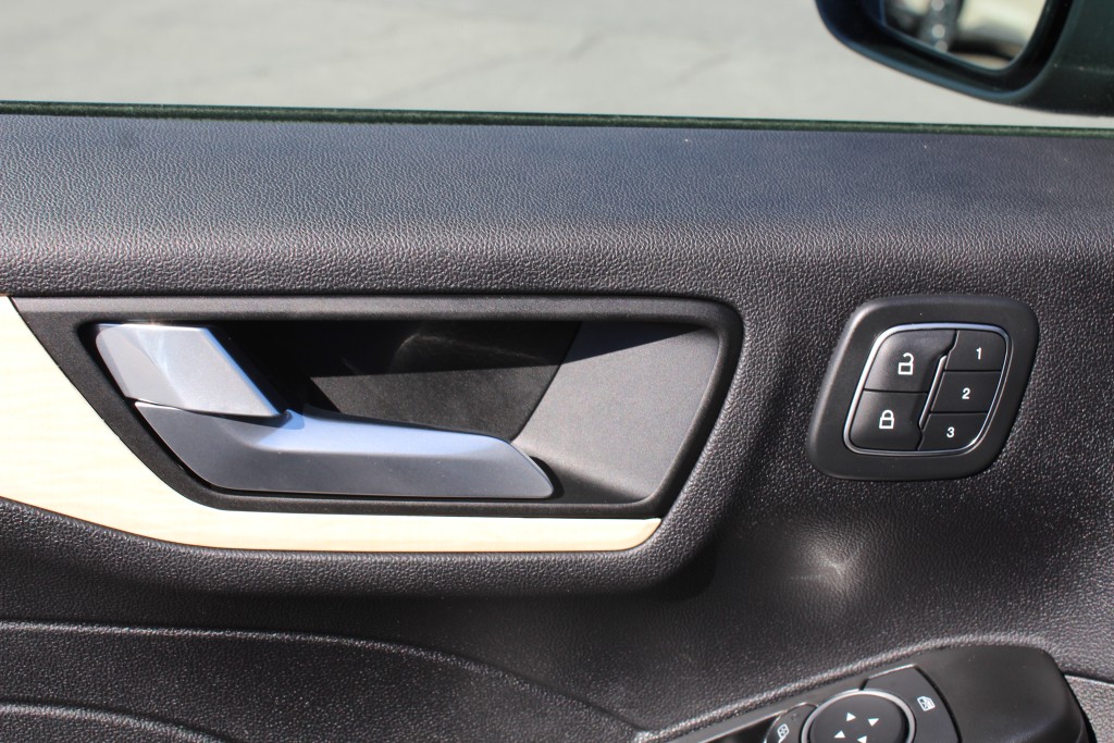 ford Escape 2021 - 31