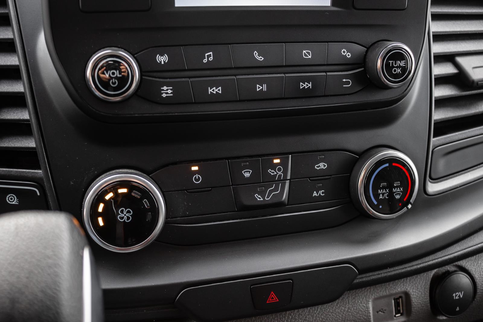 ford Transit Cargo Van 2023 - 14