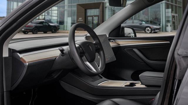 tesla Model Y 2022 - 9