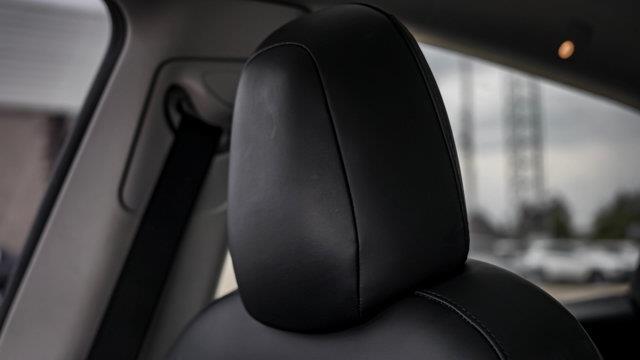 tesla Model Y 2022 - 23