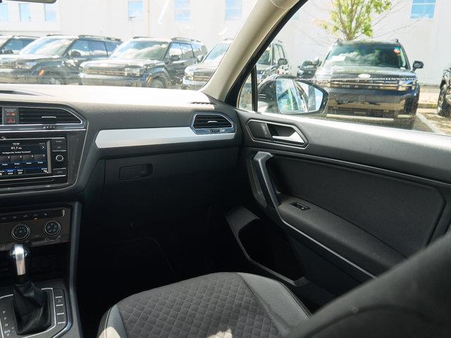 volkswagen Tiguan 2021 - 22