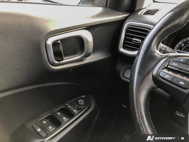 hyundai Venue 2022 - 16