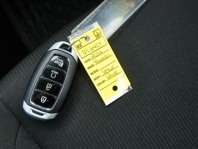 hyundai Venue 2022 - 24