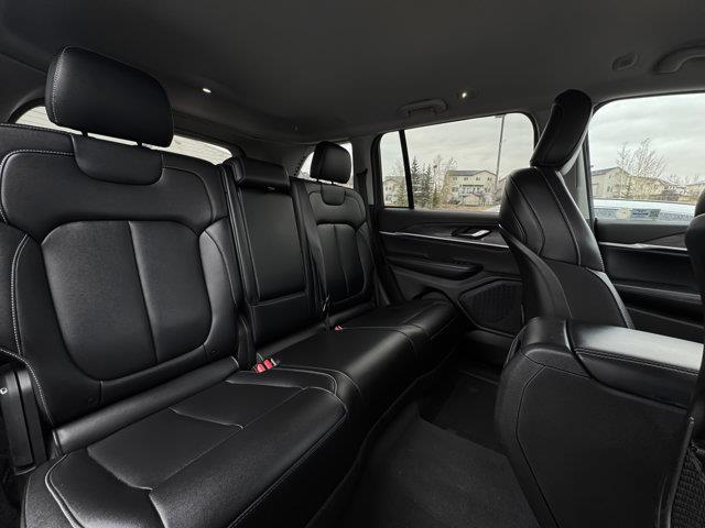 jeep Grand Cherokee 2023 - 28