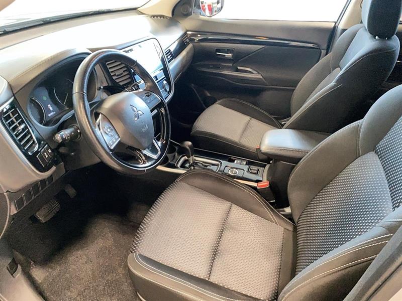 mitsubishi Outlander 2019 - 14