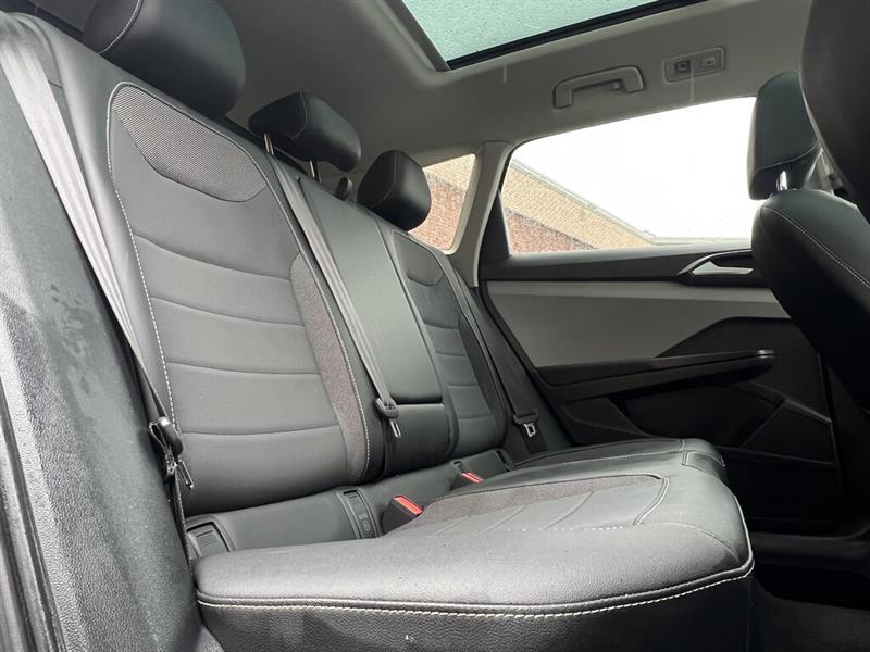 volkswagen Taos 2022 - 18