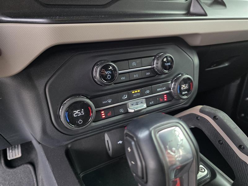 ford Bronco 2021 - 14