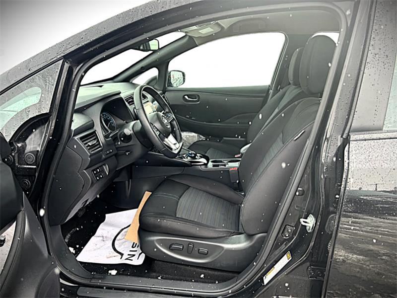 nissan LEAF 2023 - 11