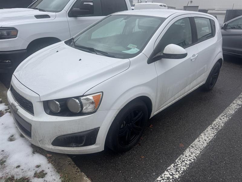 chevrolet Sonic Ls 2015