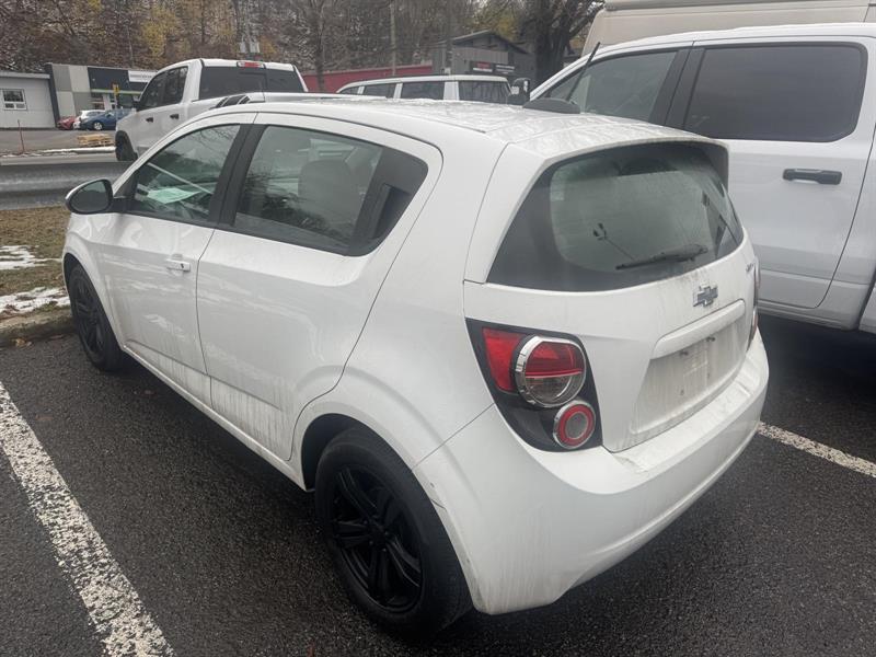 chevrolet Sonic Ls 2015 - 2