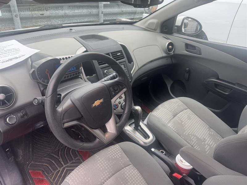 chevrolet Sonic Ls 2015 - 3