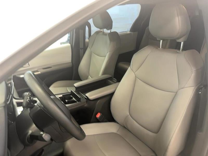 toyota Sienna 2025 - 8