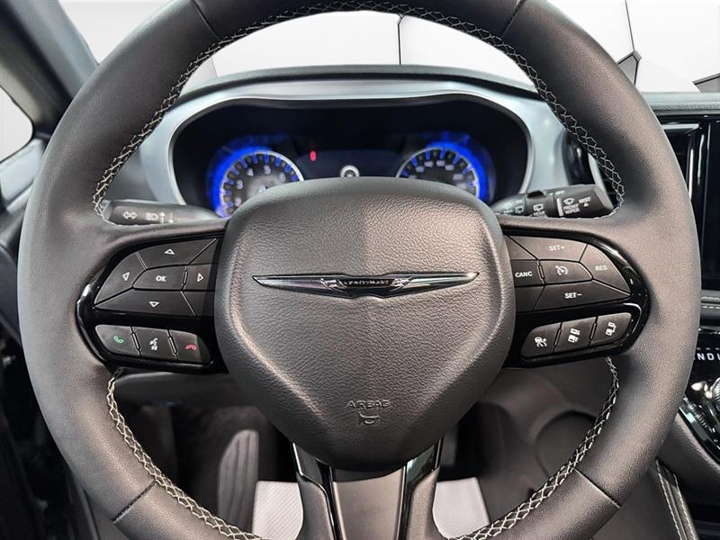 chrysler Pacifica 2025 - 3