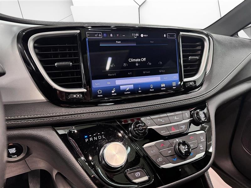 chrysler Pacifica 2025 - 8