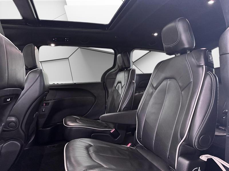 chrysler Pacifica 2025 - 12