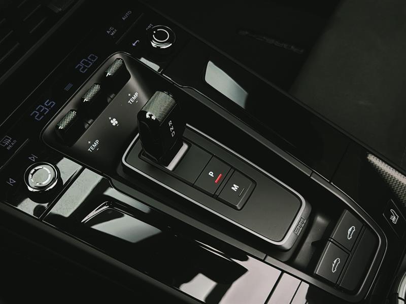 porsche 911 2025 - 24