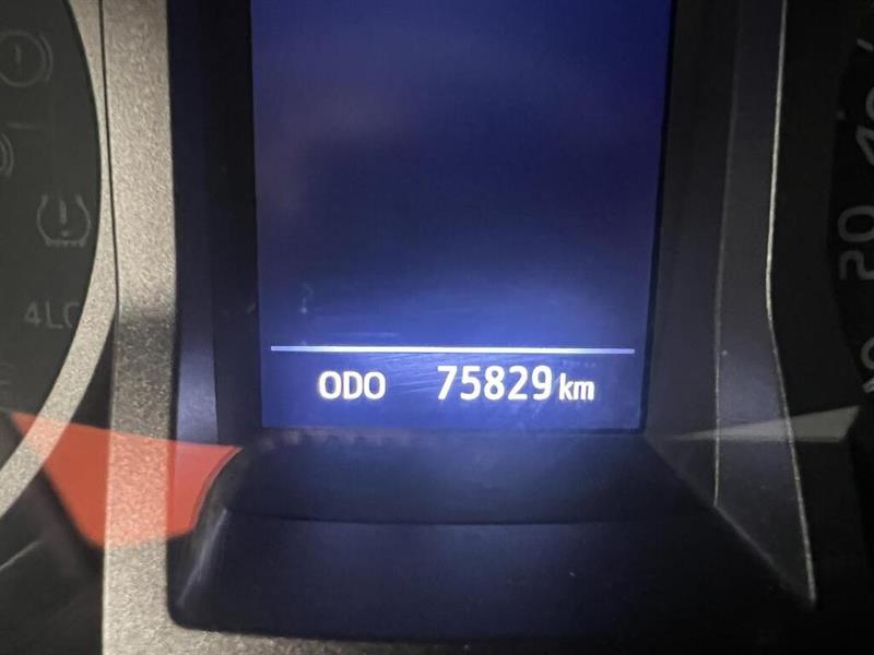 toyota Tacoma 2022 - 12